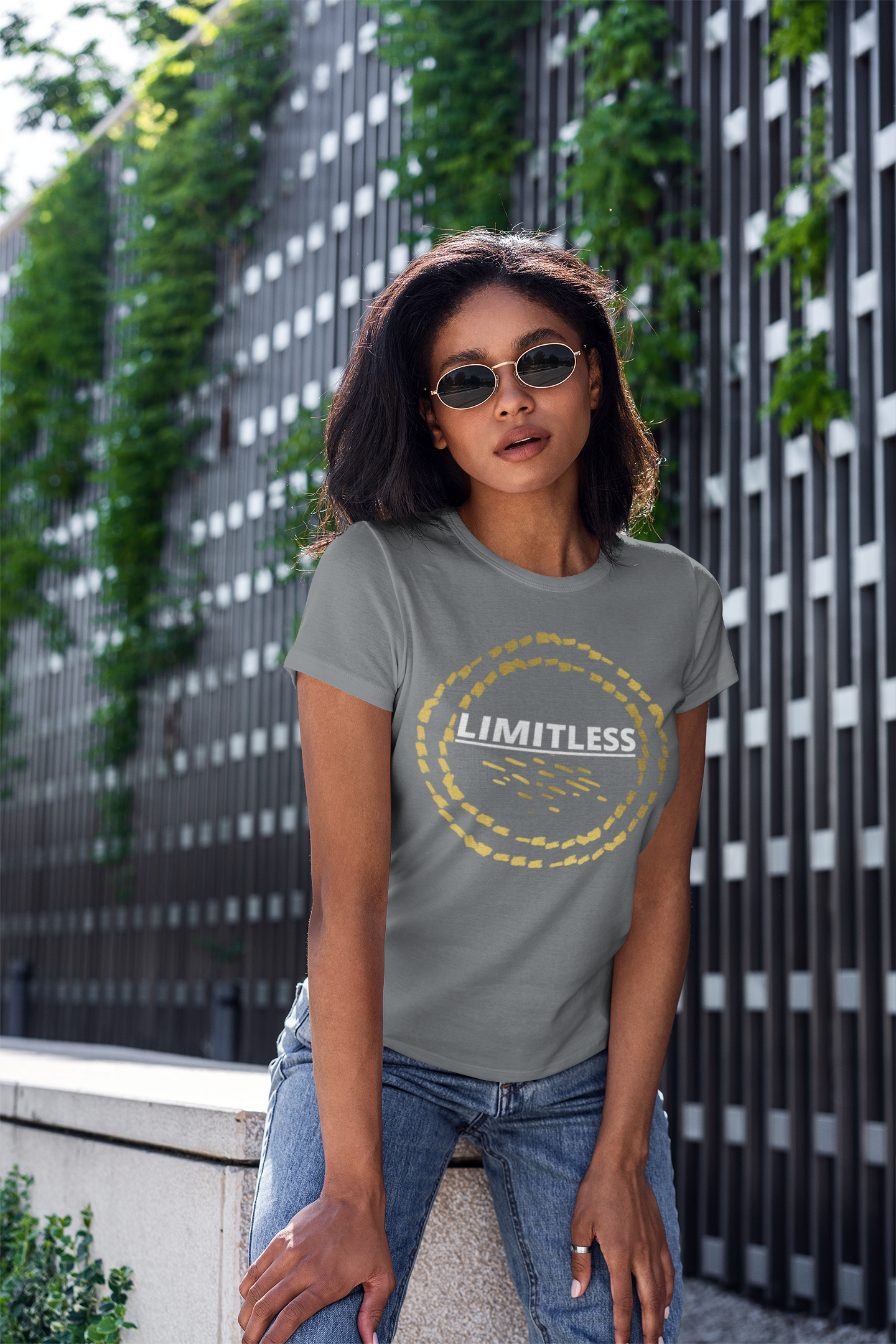 THE LIMITLESS WOMAN - FASHION FIT TEE - WHITE DESIGN